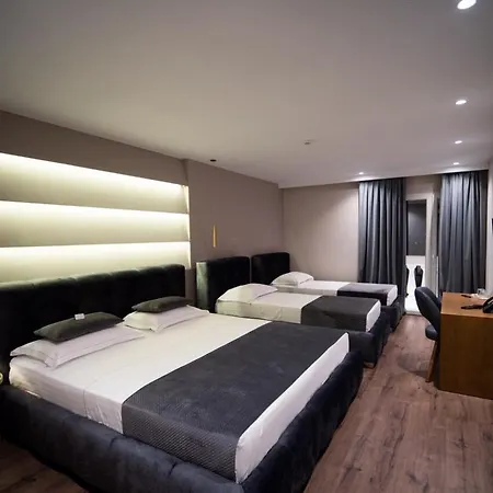 Light Hotel 3*