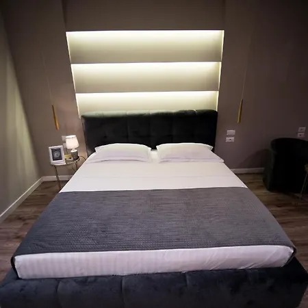 Light Hotel 3*