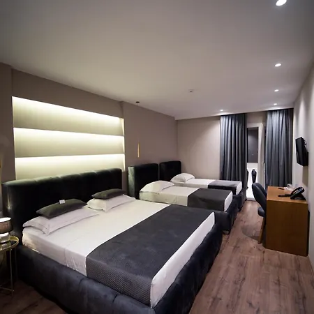 Light Hotell 3*