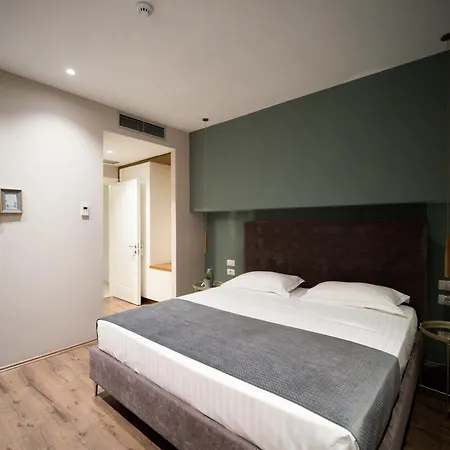 Hotel Light